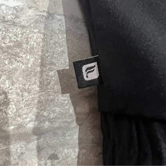 Fabletics Women's XS Parker Jumpsuit in Black. Boho Contemporary Athleisure EUC - Picture 9 of 12